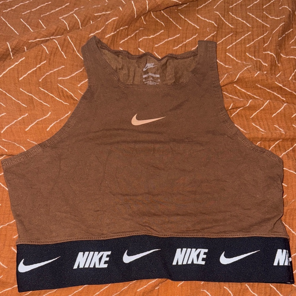 Nike Chestnut High-Neck Sports Bra